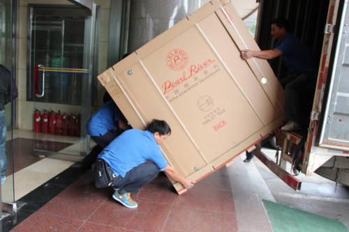 田家庵钢琴贵重工艺品无忧运